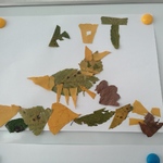  Obrazki zwierząt z liści stworzone przez dzieci z 1a.
